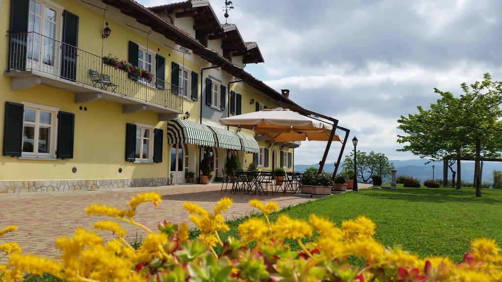 Agriturismo Cascina Rabalot Diano dʼAlba Extérieur photo