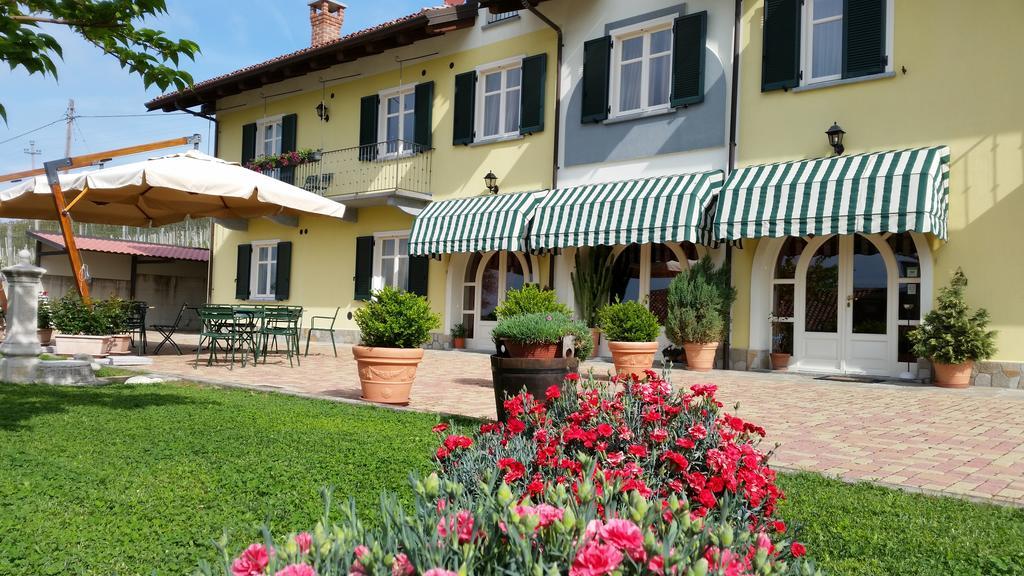 Agriturismo Cascina Rabalot Diano dʼAlba Extérieur photo